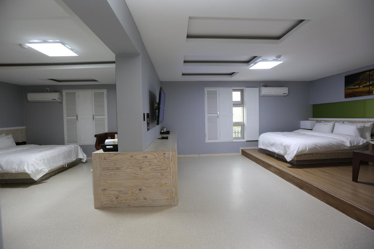 Opera 21 Hotel Чонджу Екстериор снимка